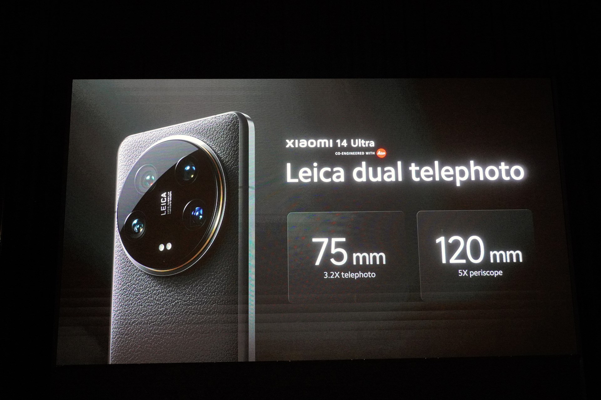 望遠カメラは75mmと120mmの2つ。Xiaomiはこれを「Leica Dual telephoto（ライカデュアル望遠）」と呼ぶ