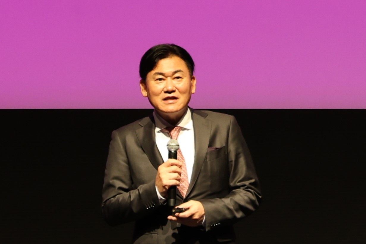 楽天モバイル 代表取締役会長の三木谷 浩史氏