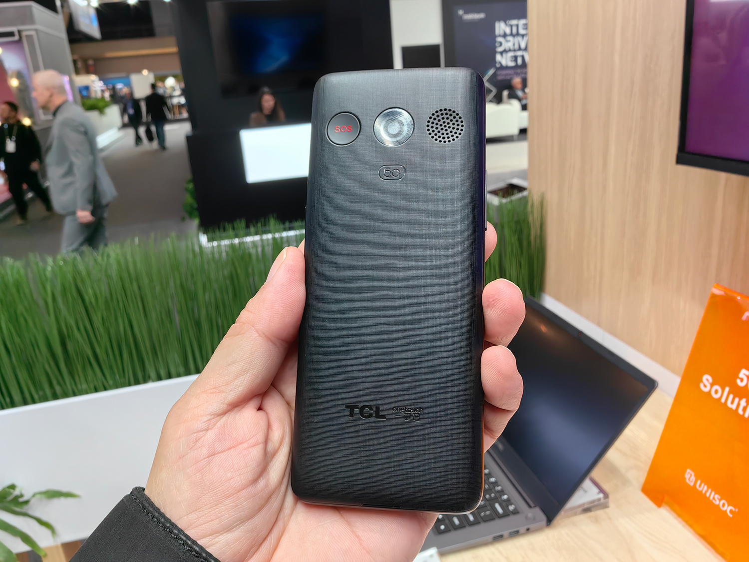 TCLから販売される