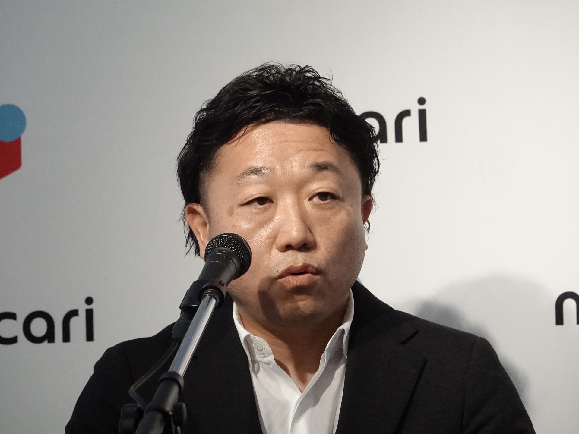 進藤氏