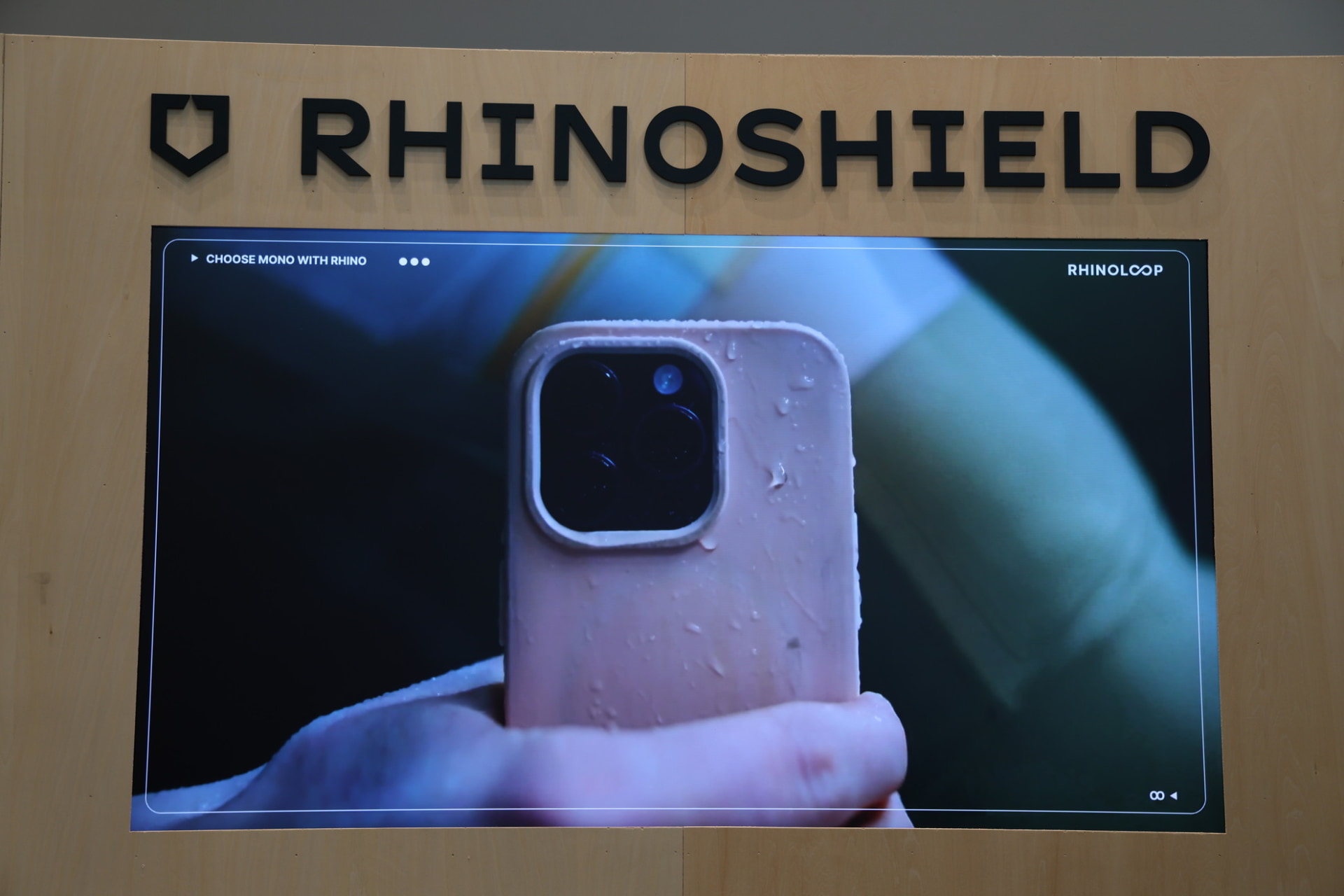 さまざまな環境からスマートフォンを守ってきたケース