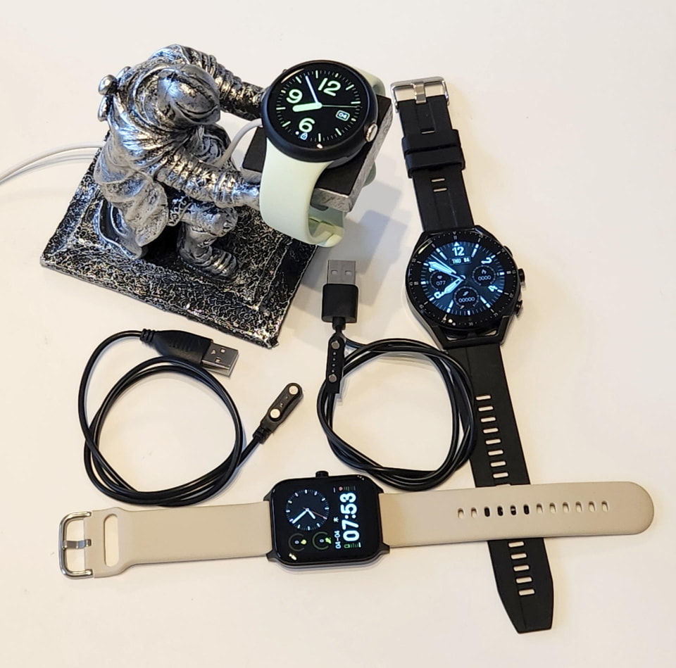 腕時計スタンド　ウォッチスタンド　レジンアート RYOHIN Lab.(良品ラボ) 腕時計スタンド 4本用 木製 ウォッチスタンド