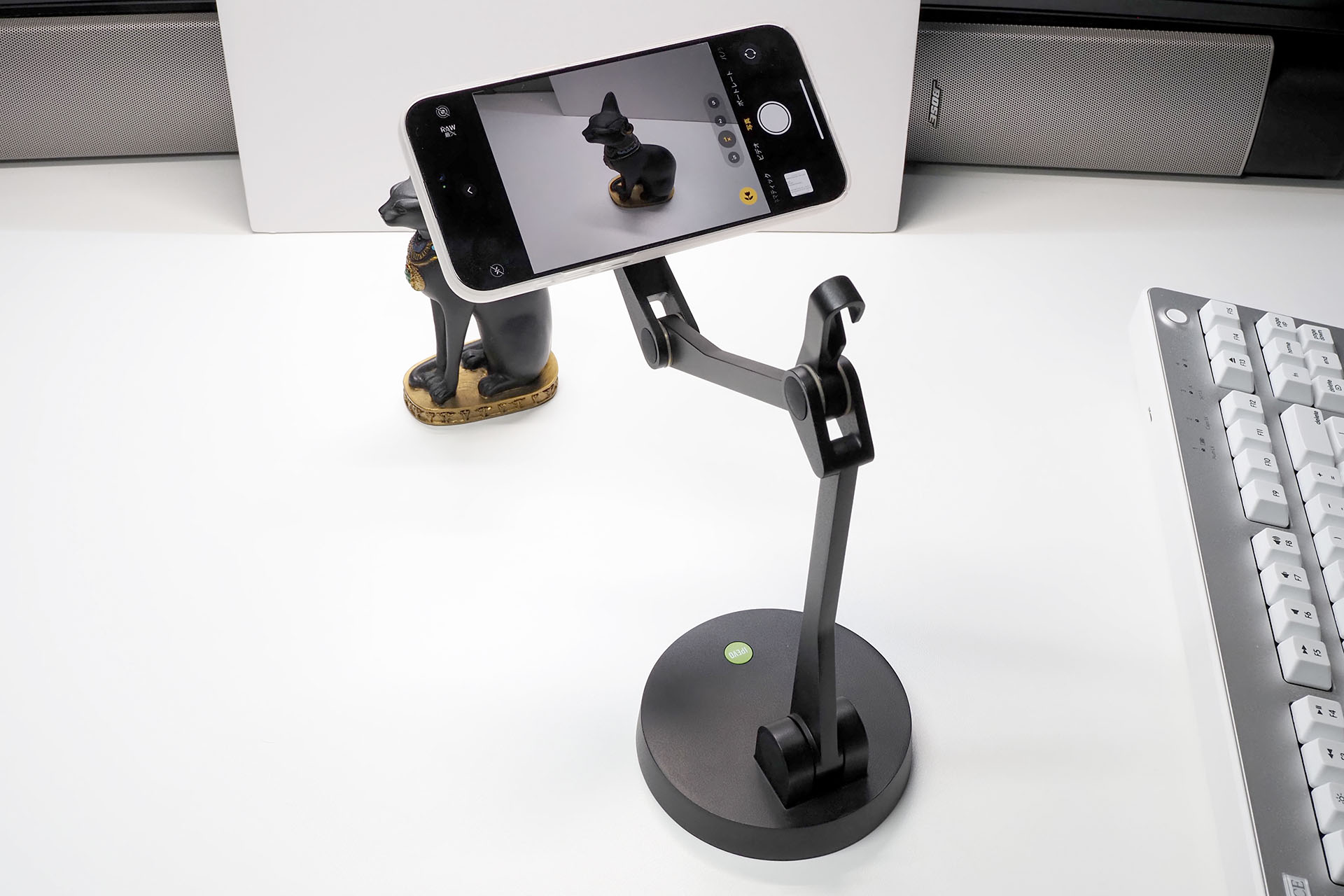 机上の被写体を撮影。問題ナーイ！