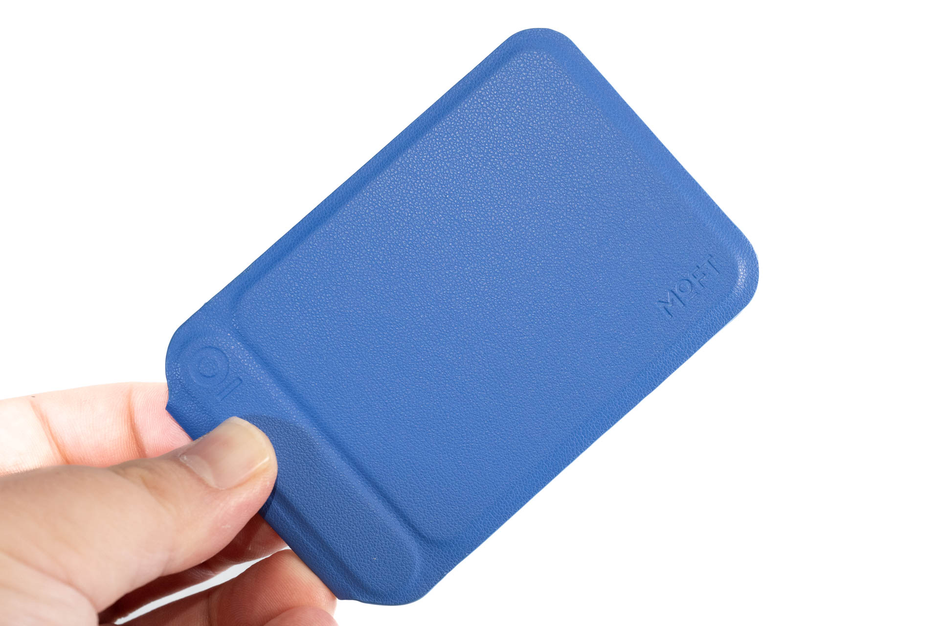 重たいので普段は外してカバンに入れておくなどするといいだろう