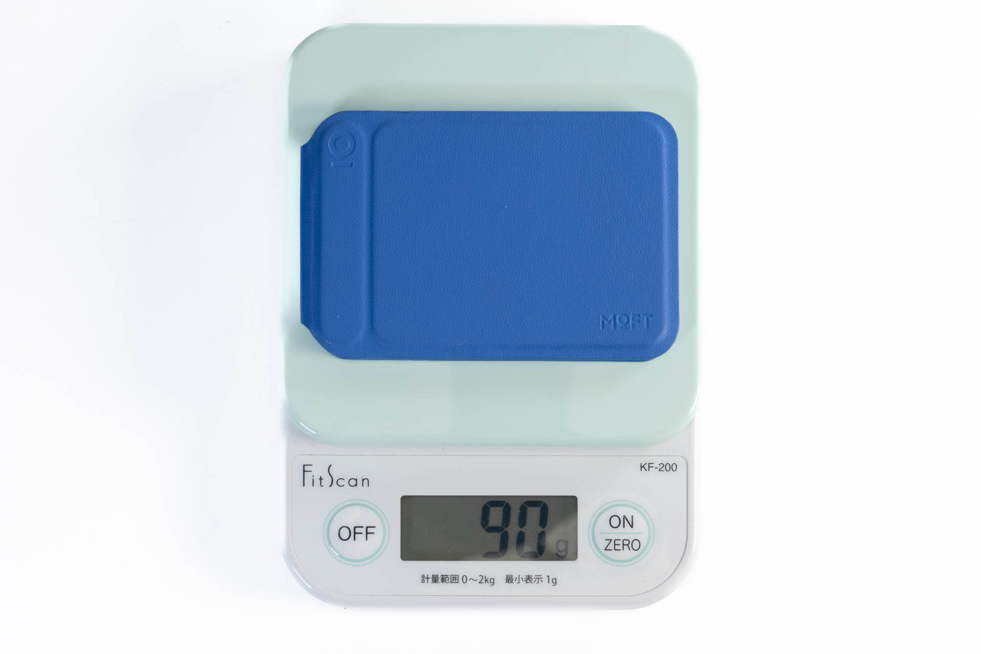 重さは90gとかなり重たい