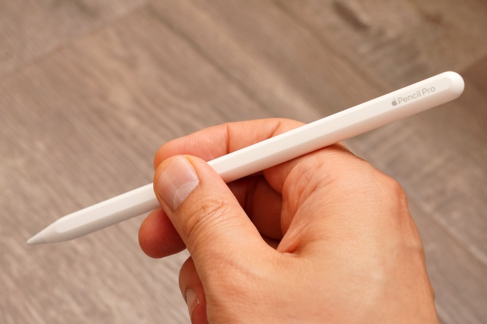 新品］Apple Pencil Pro。3枚目購入日写真有り