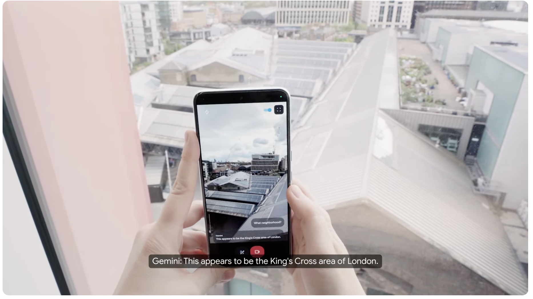 窓の外の景色から、居場所を推測