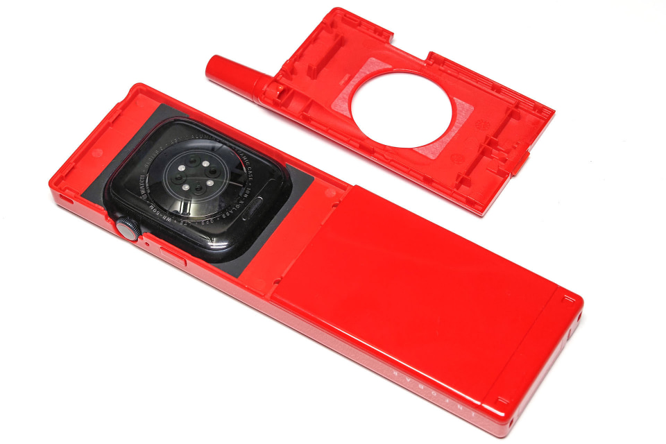 初代INFOBAR型　Apple Watch Case 初代INFOBAR型 Apple Watch Case｜ INFOBARの最新情報はこちら
