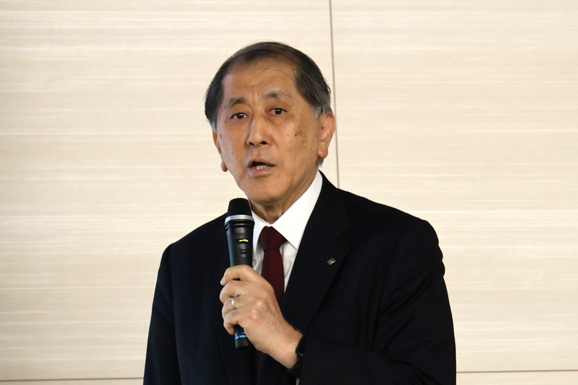 早稲田大学 総長の田中愛治氏