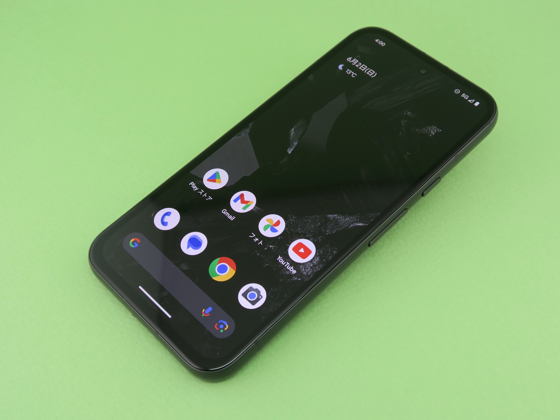Google「Pixel 8a」、約152.1mm（高さ）×72.7mm（幅）×8.9mm（厚さ）、約189g（重さ）、Obsidian（写真）、Aloe、Bay、Porcelainをラインアップ