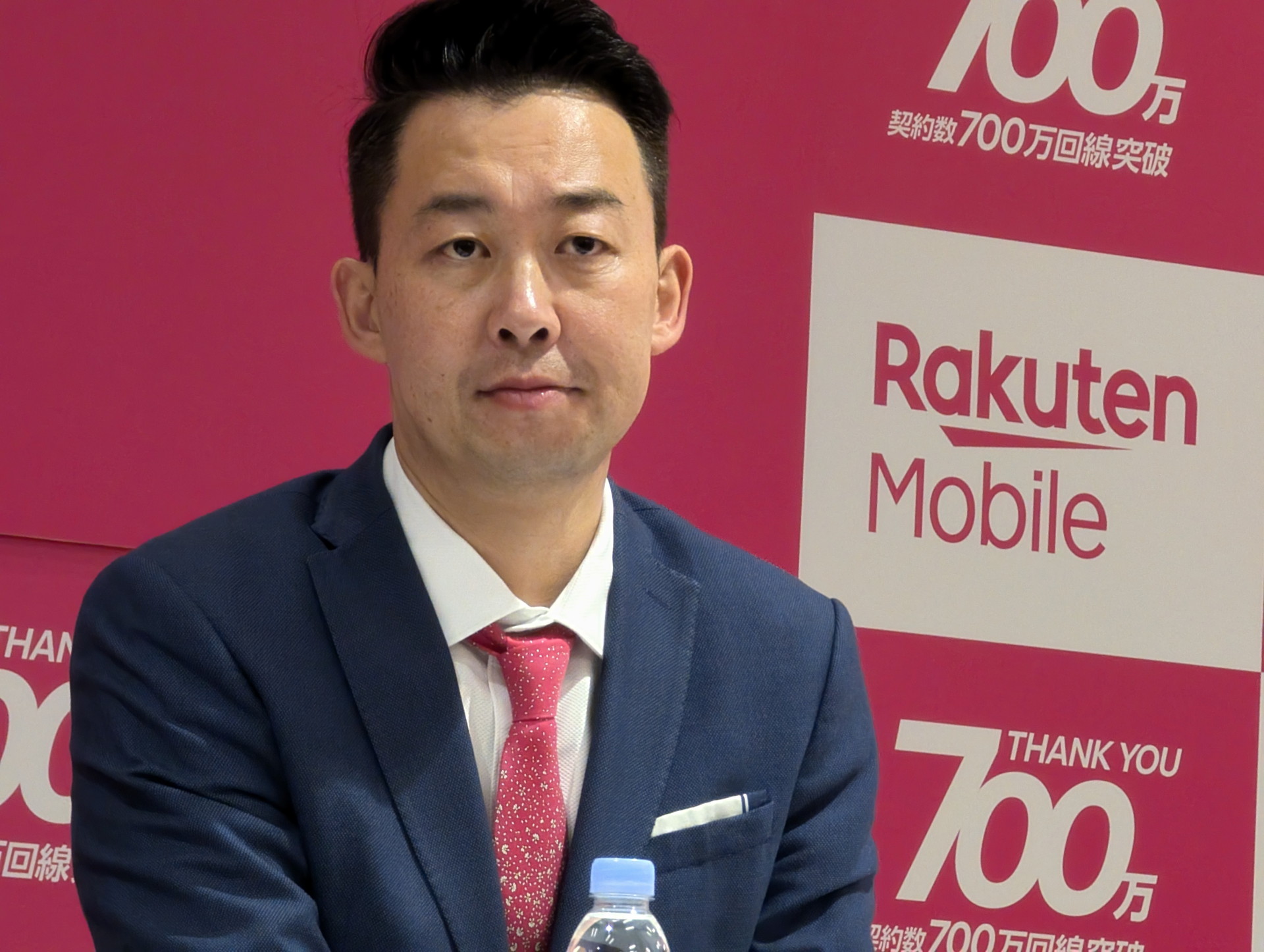 左＝楽天モバイル 矢澤氏。右＝同 竹下氏