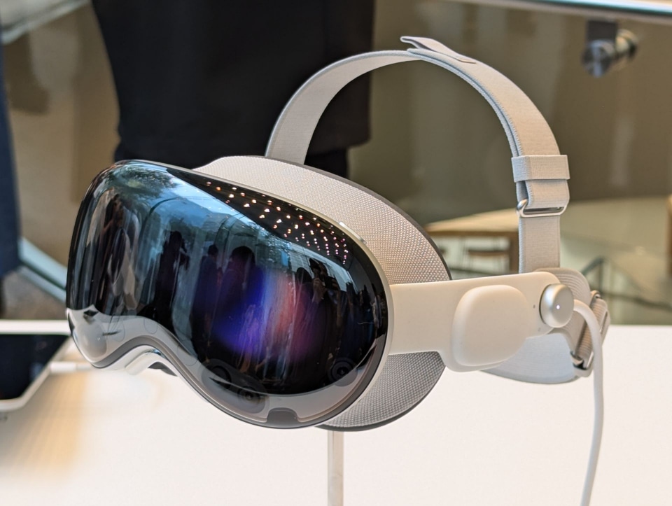 Apple Vision Pro」本日28日発売、Apple 表参道の様子は？ - ケータイ