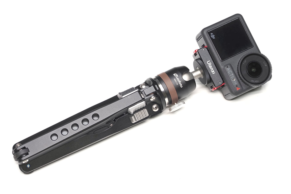 osmo action4 脚立付き DJI「Osmo Action 4」用のアクセサリーをアレコレ購入