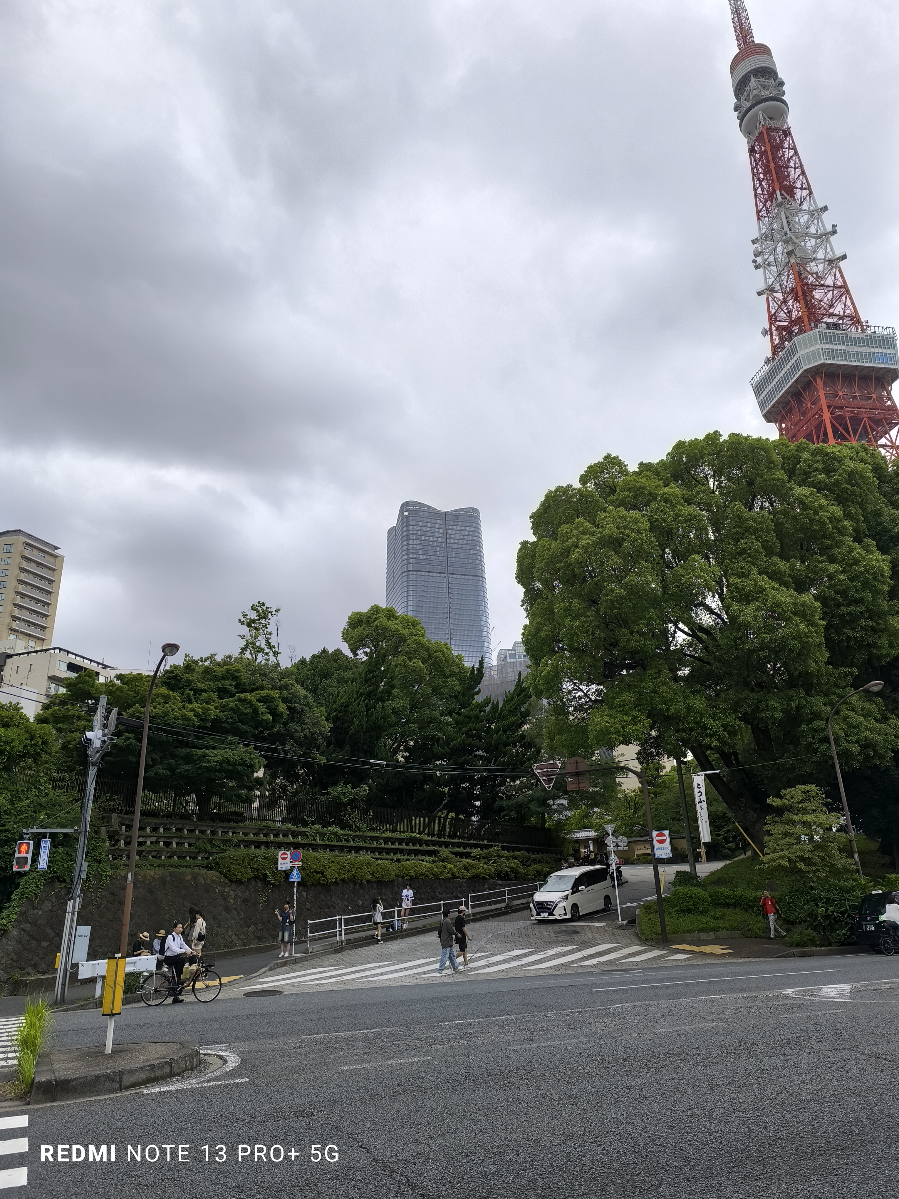 広角カメラの［1X］で撮影。23mm相当で撮影された