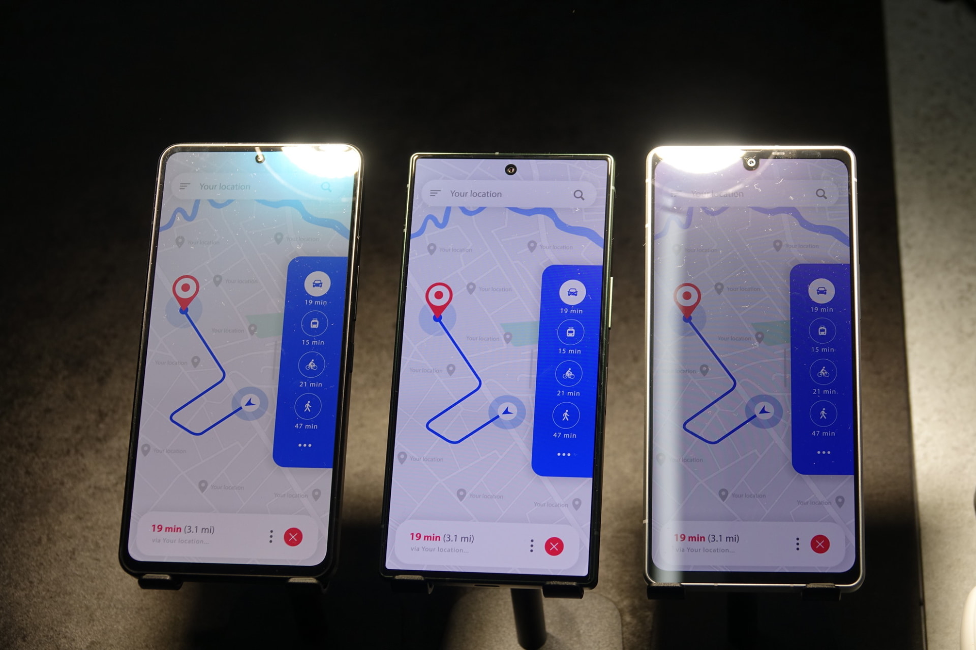 左からAQUOS R7、R9、R8