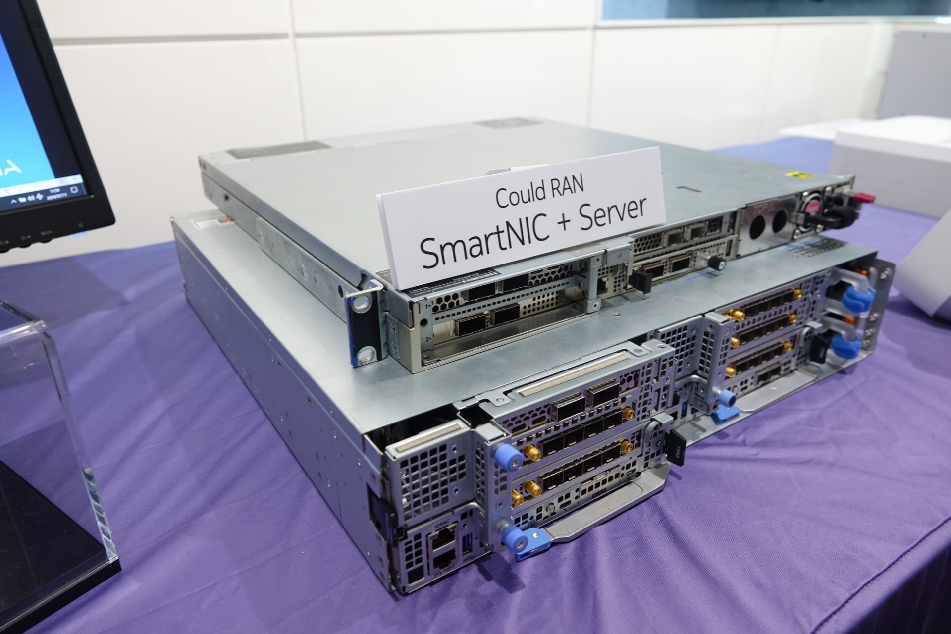 クラウドRAN。汎用のラック式サーバーを使用し、BBHとして利用できる