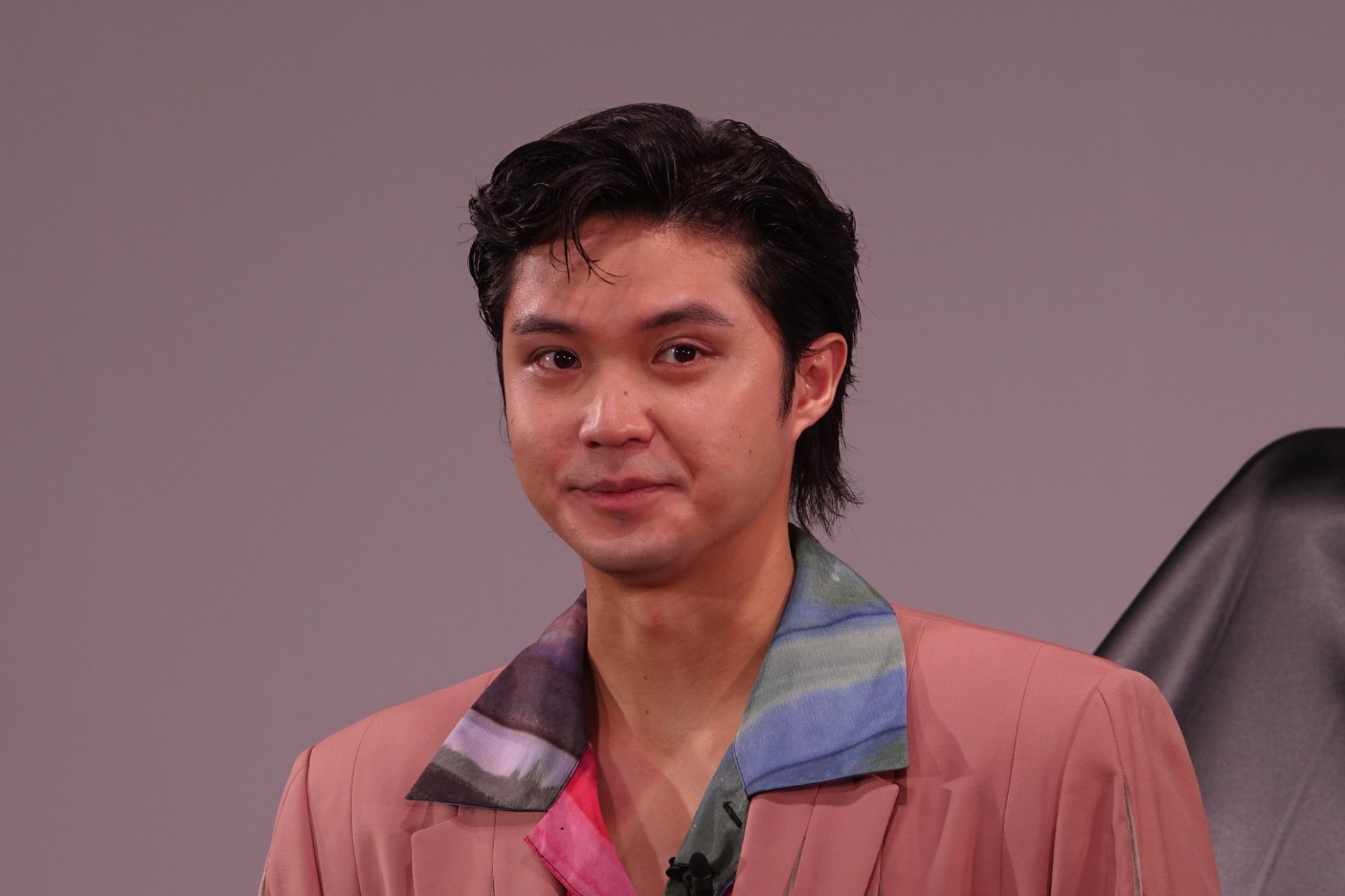 俳優の磯村勇斗