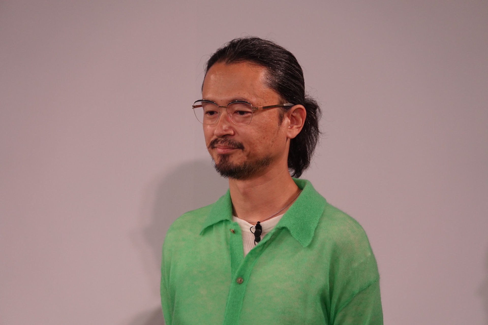 音楽家の長岡亮介