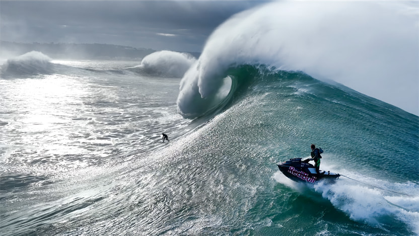「Red Bull: Big-Wave Surfing」