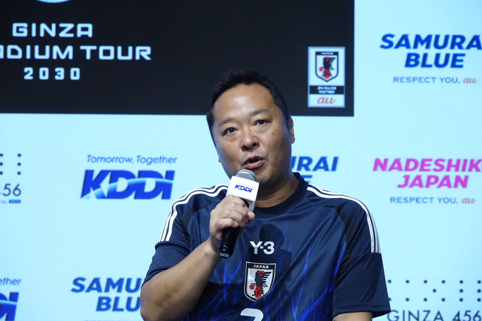 左＝KDDI 坂本氏。右＝JFA 茂木氏