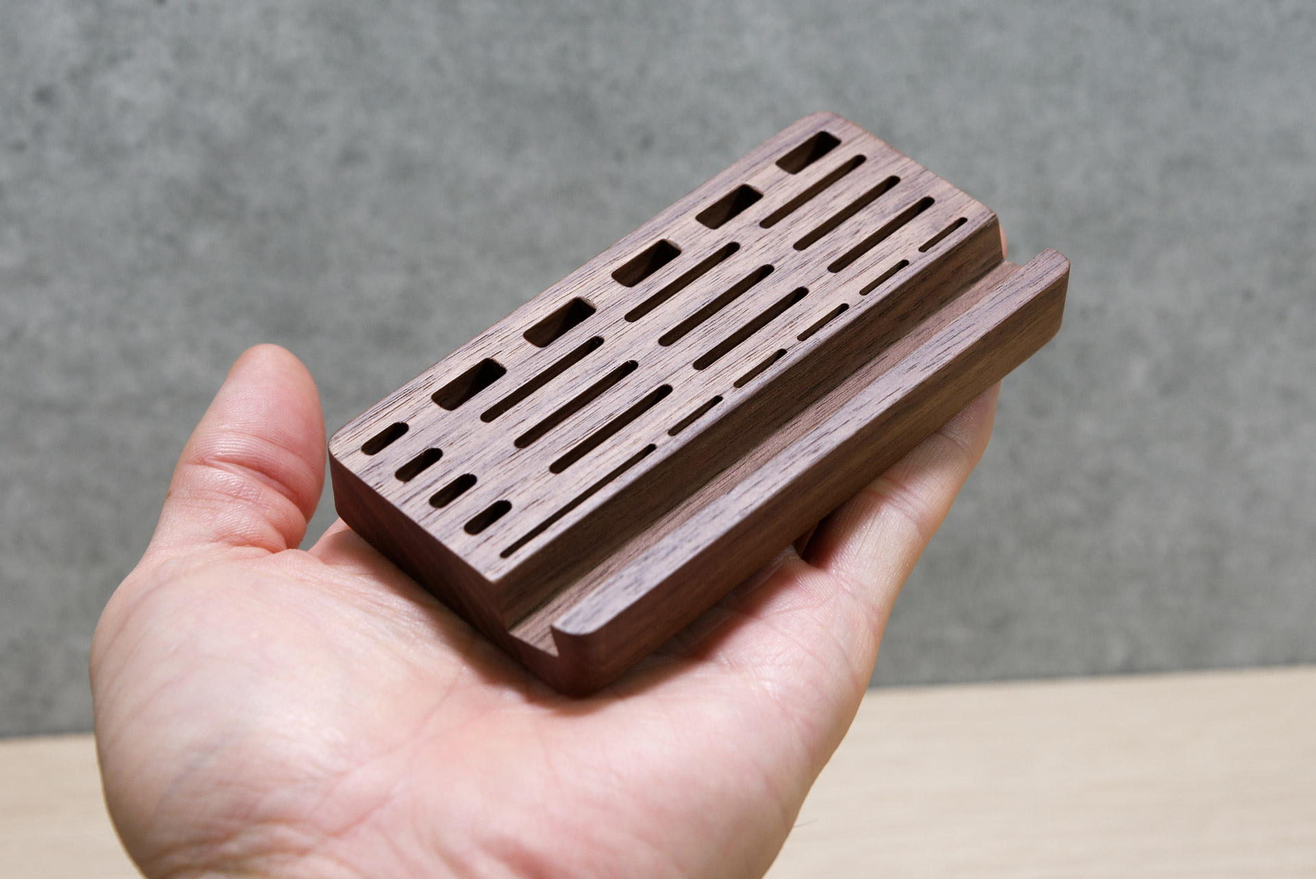 わりとコンパクトなサイズ