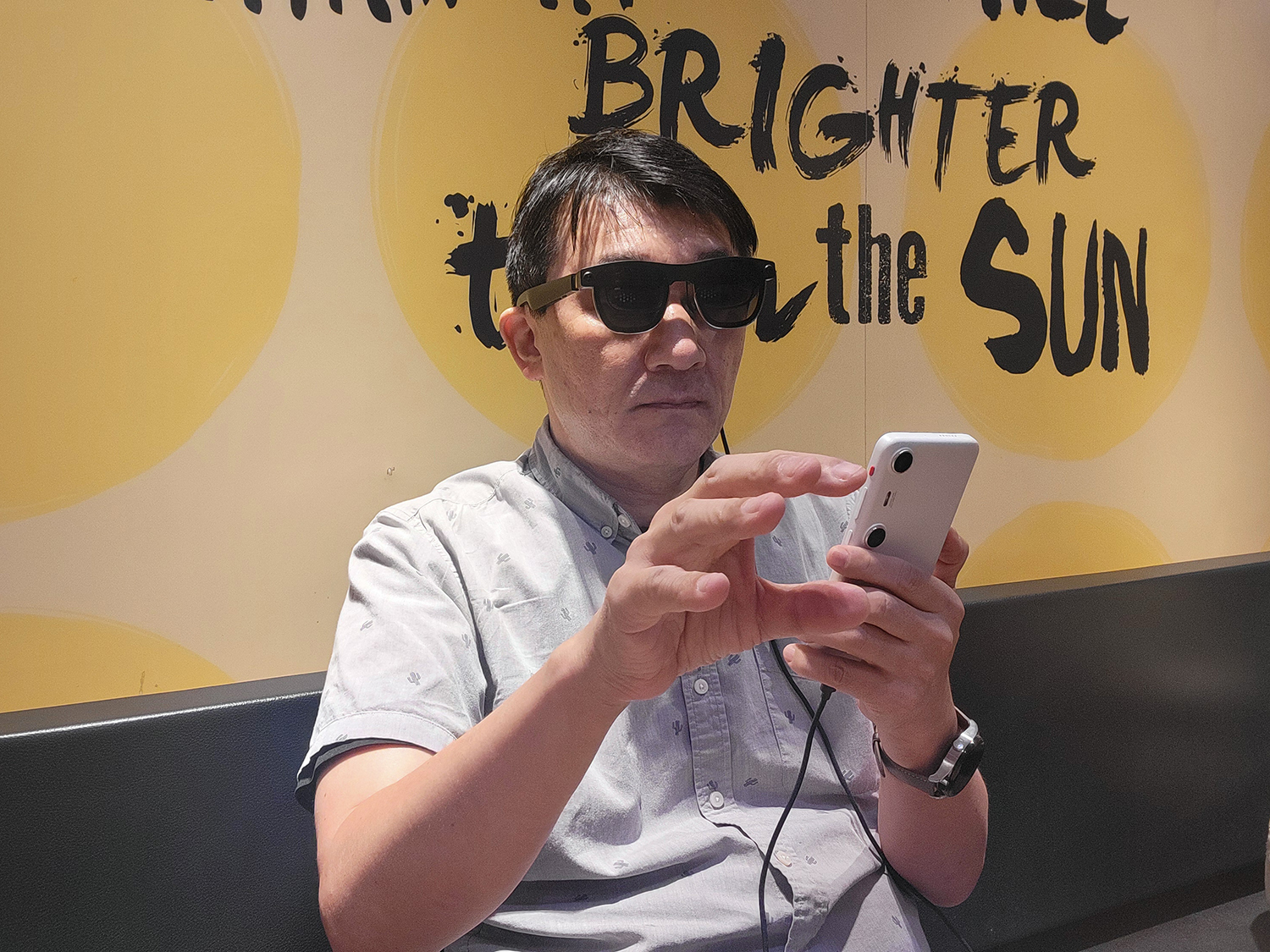 XREAL Air 2 Ultraのフル機能を使えばより高度な操作が可能になる