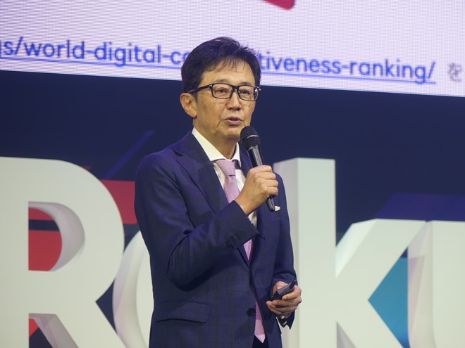 楽天モバイル 代表取締役共同CEO 鈴木和洋氏