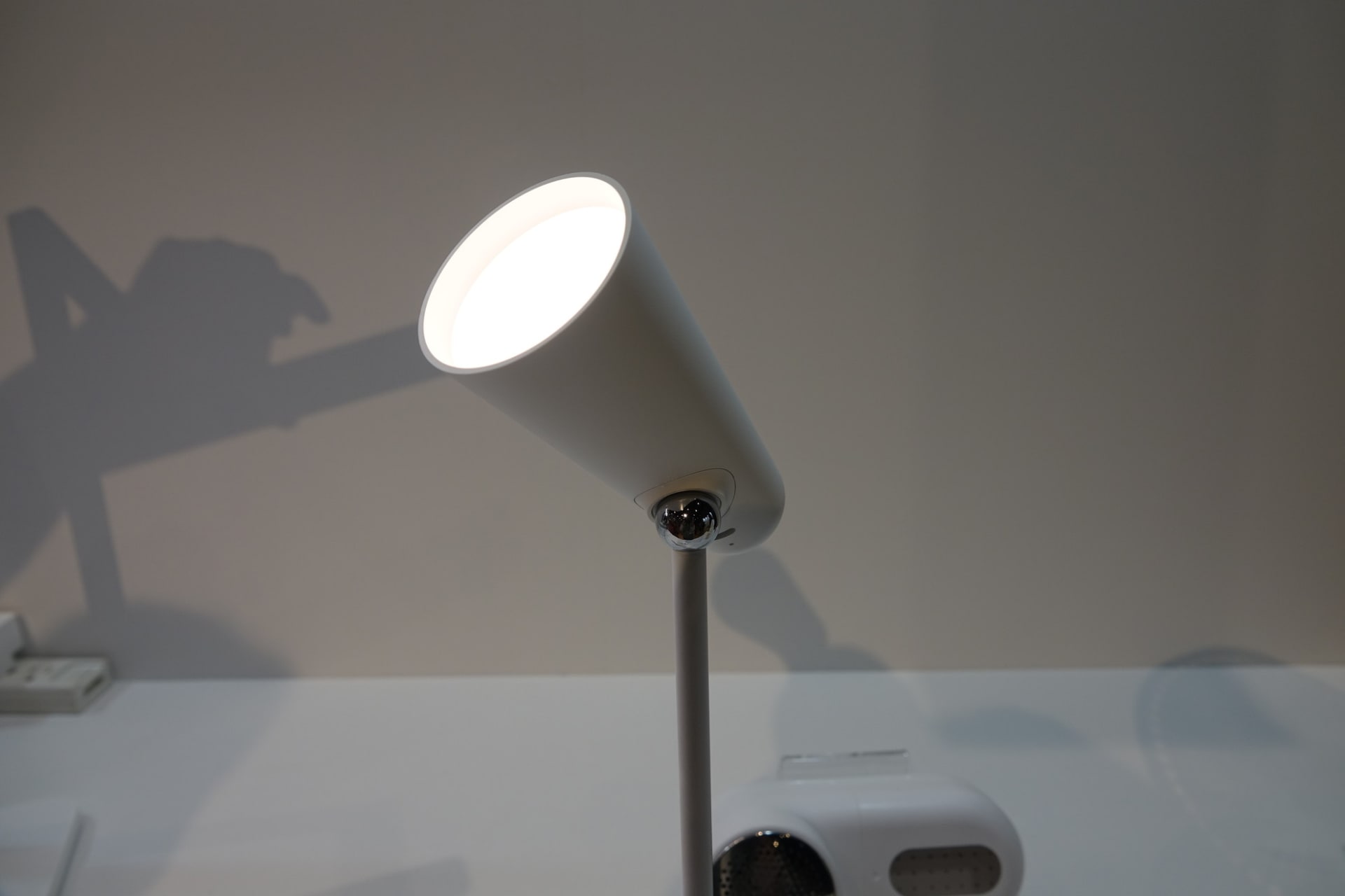 さまざまな角度に調整できる