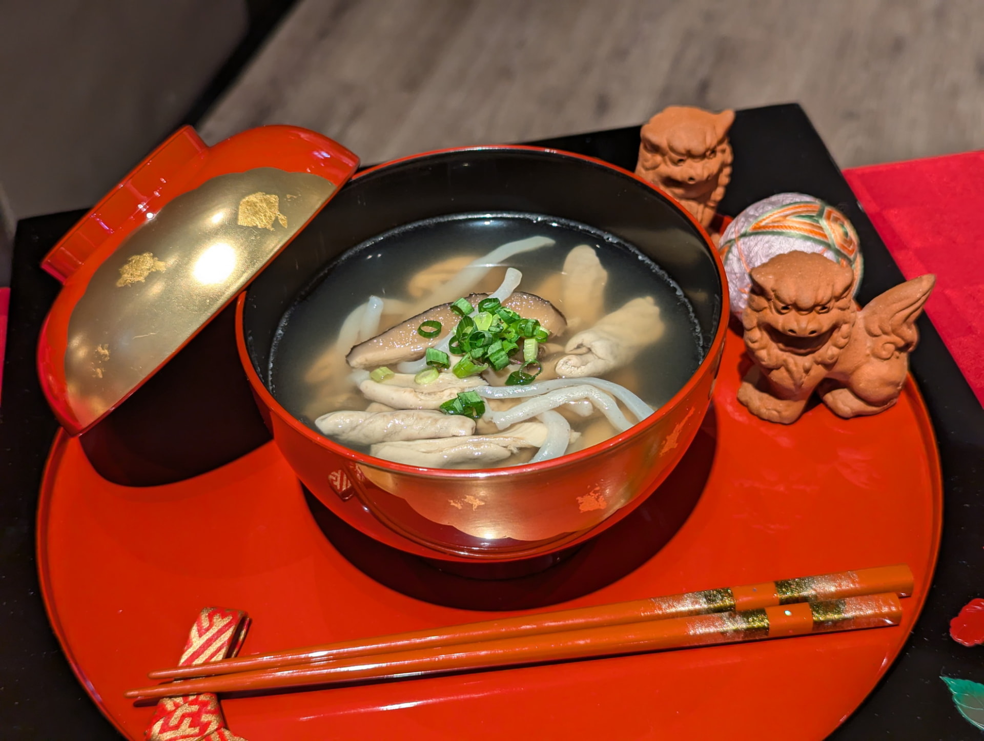 沖縄県の中味汁