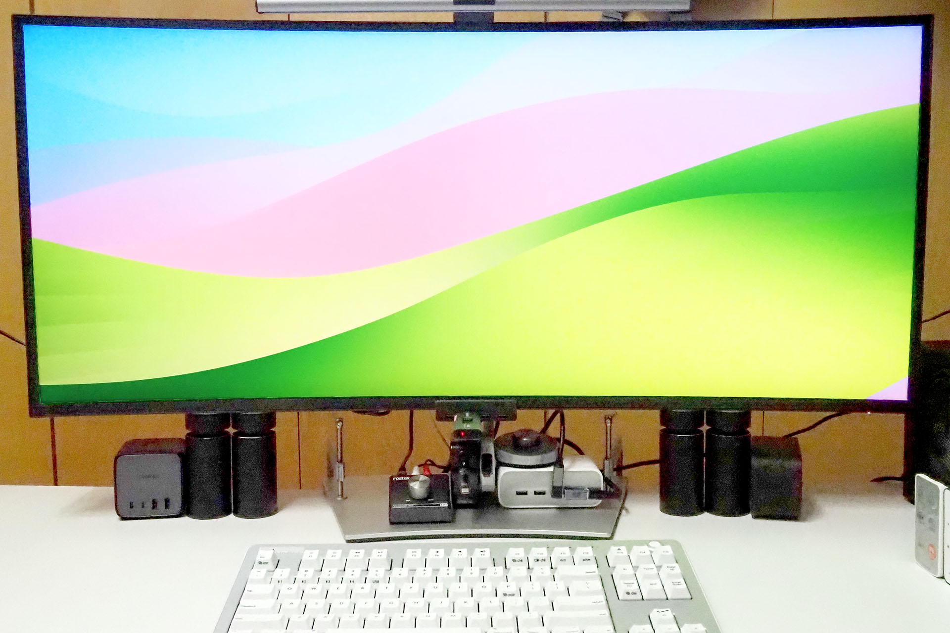 かさ上げ台を設置した直後の写真。画質が悪くて申し訳ないが、あまり違和感がない！　しかも脚自体が頑丈で安定感もバッチリ！