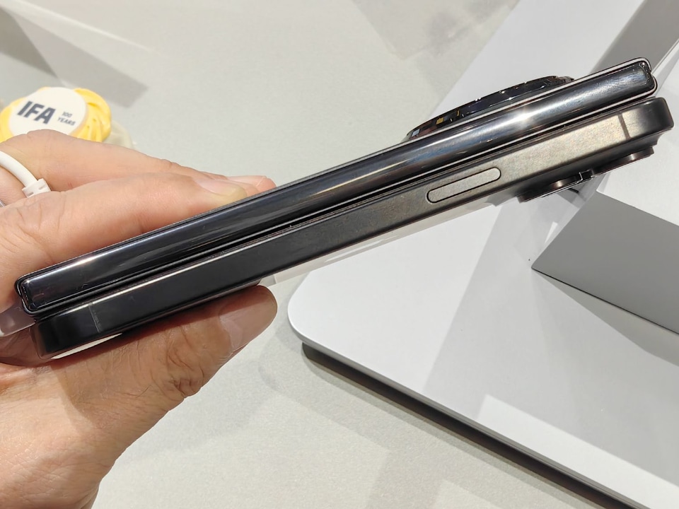 世界最薄折りたたみスマホ、9.2mmの「HONOR Magic V3」がIFA2024