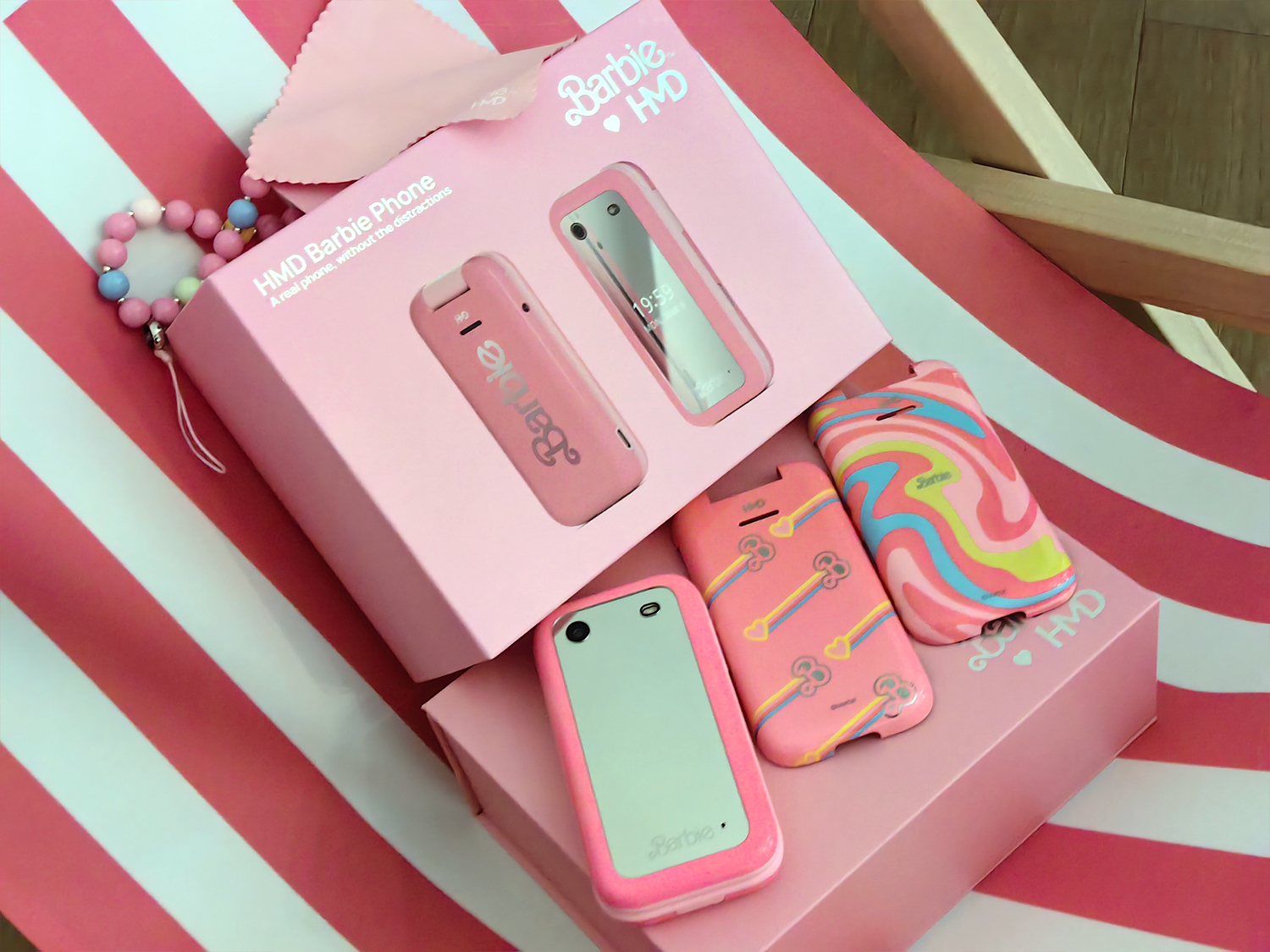 電池カバーなど付属アクセサリもカワイイ