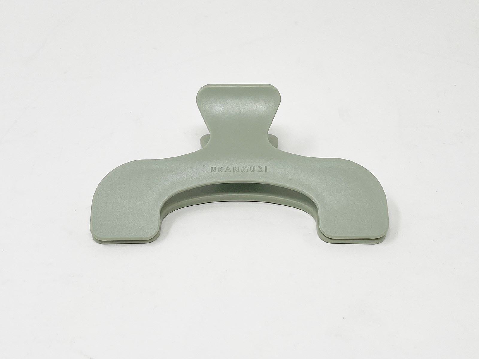 サンスター文具「ウカンムリクリップ」。その名の通り「ウ」の形。