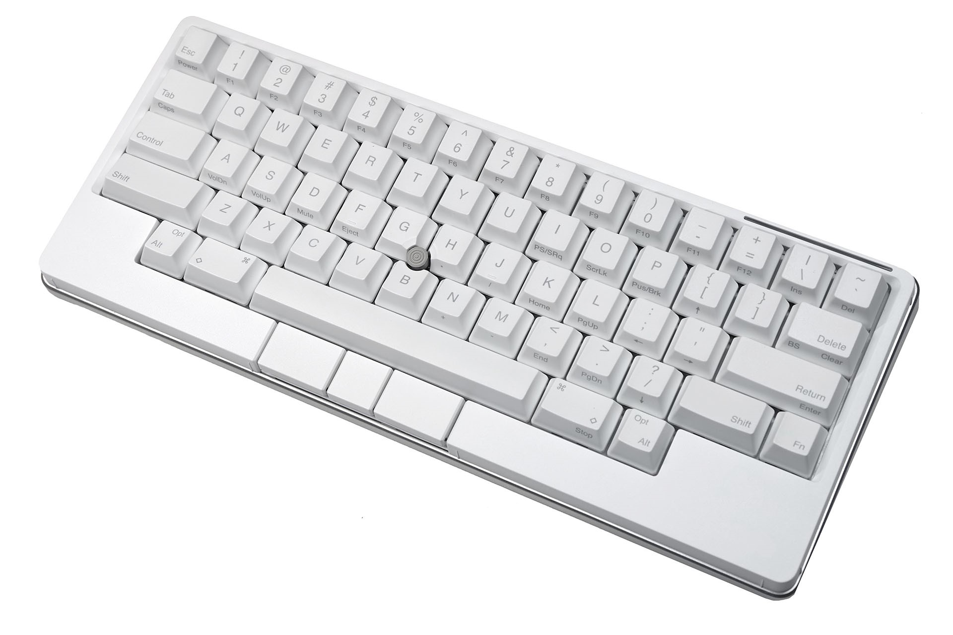 「HHKB Studio」の新色モデル「HHKB Studio 雪」。ホワイト基調のカラーで、キートップ刻印の視認性も高い。機能や性能は「HHKB Studio 墨」も「HHKB Studio 雪」も同じだが、俺的には「これ絶対使いやすいハズ！」と直感した。