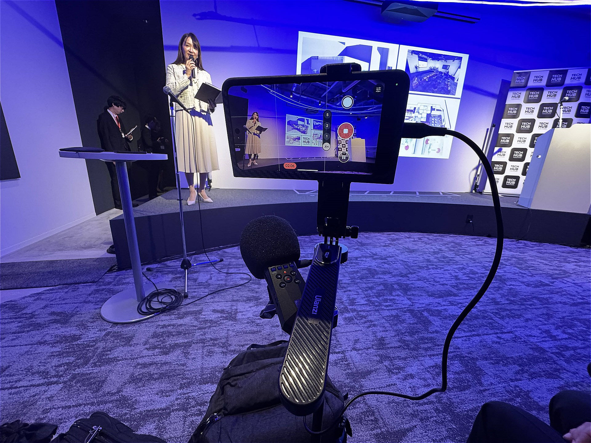 スマホ用の三脚を新調しました