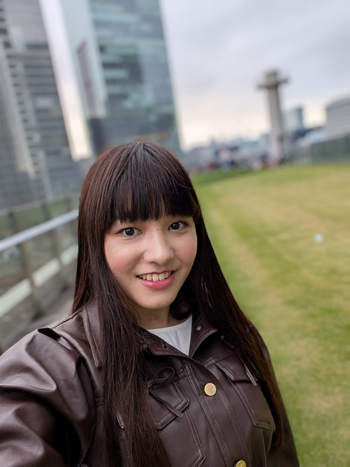「Pixel 9 Pro XL」のインカメラで自撮り