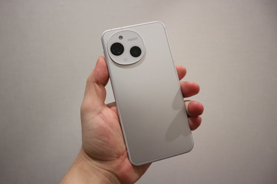 AQUOS sense 9 本体 ダークグレー AQUOS sense9の特長｜AQUOS：シャープ