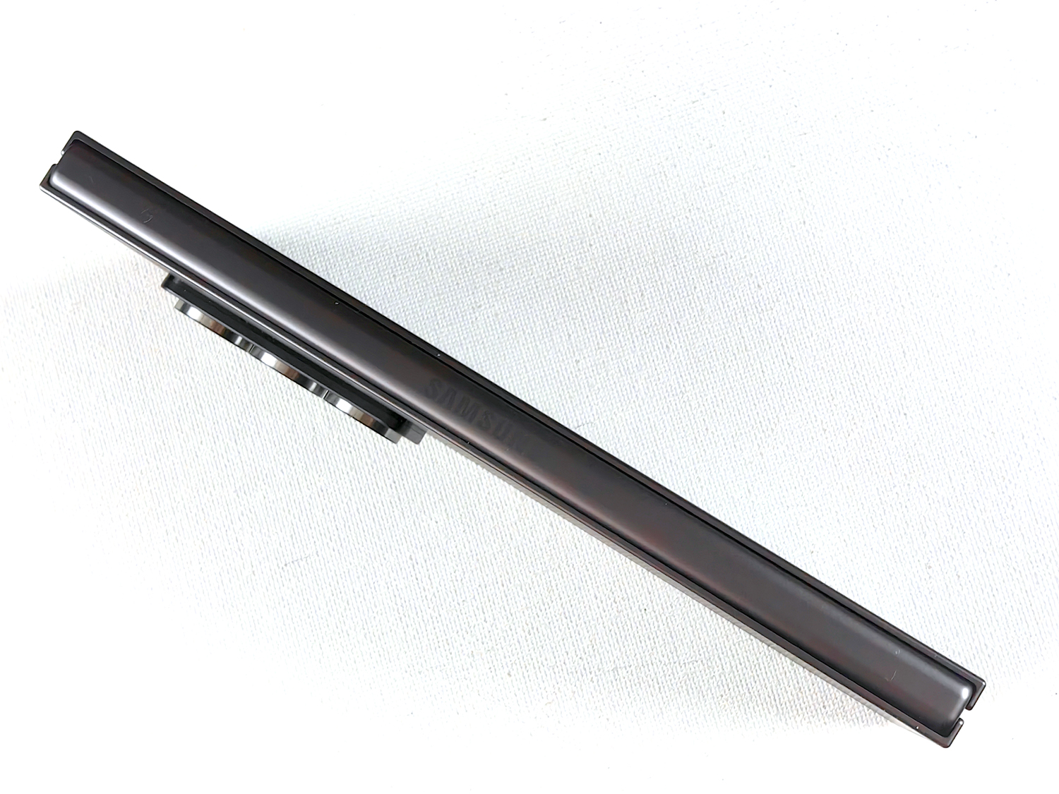 ヒンジ側の処理はGalaxy Z Fold6と同等