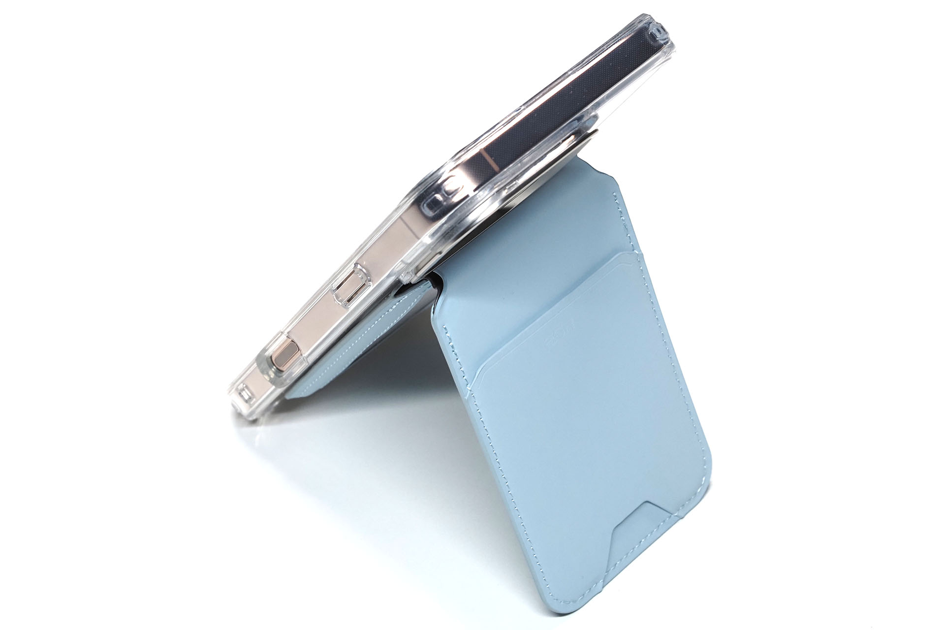 iPhoneスタンドとしても使える。iPhoneを横向きにもできるョ！