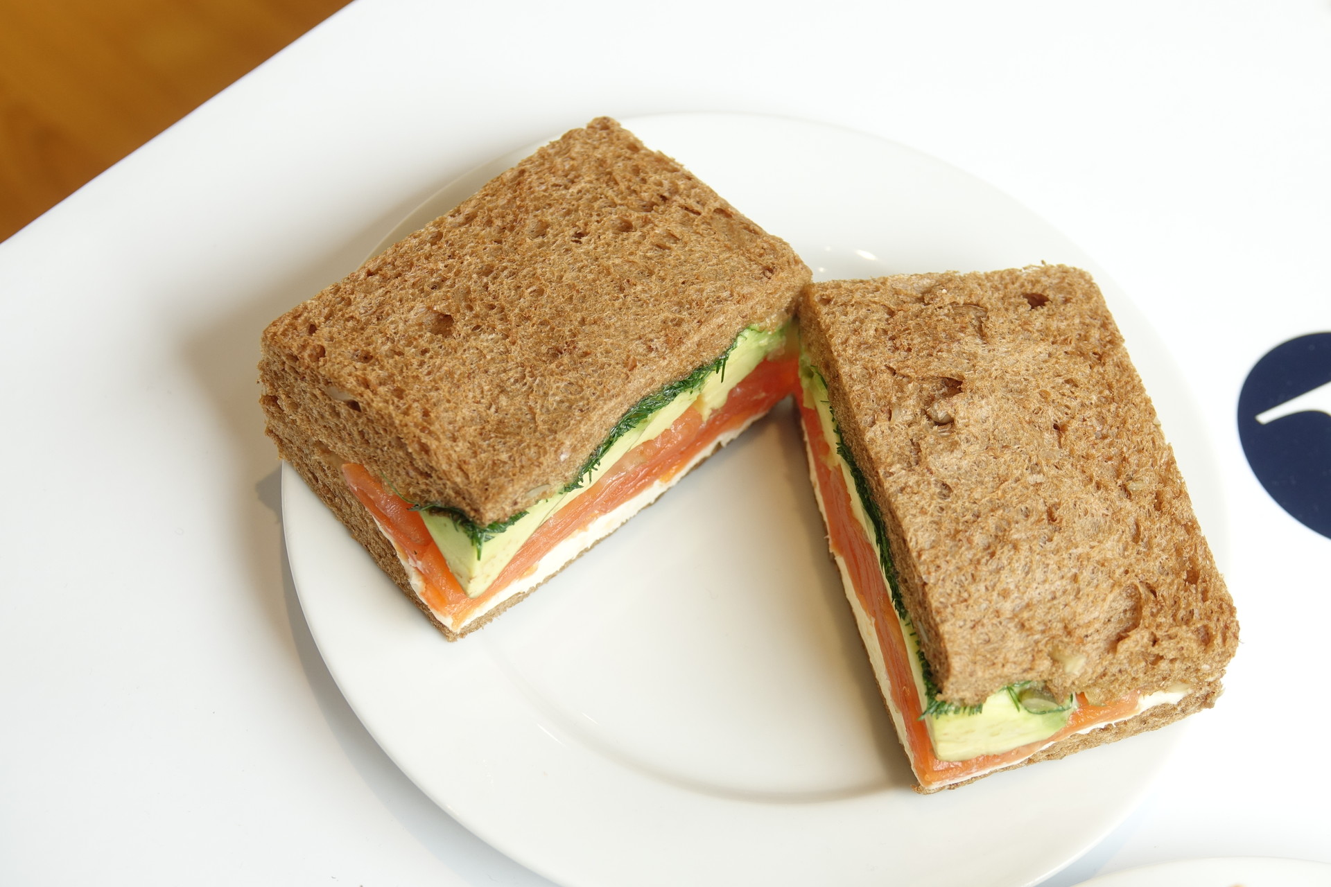 「秘密の宝箱～宝石のような彩り～」