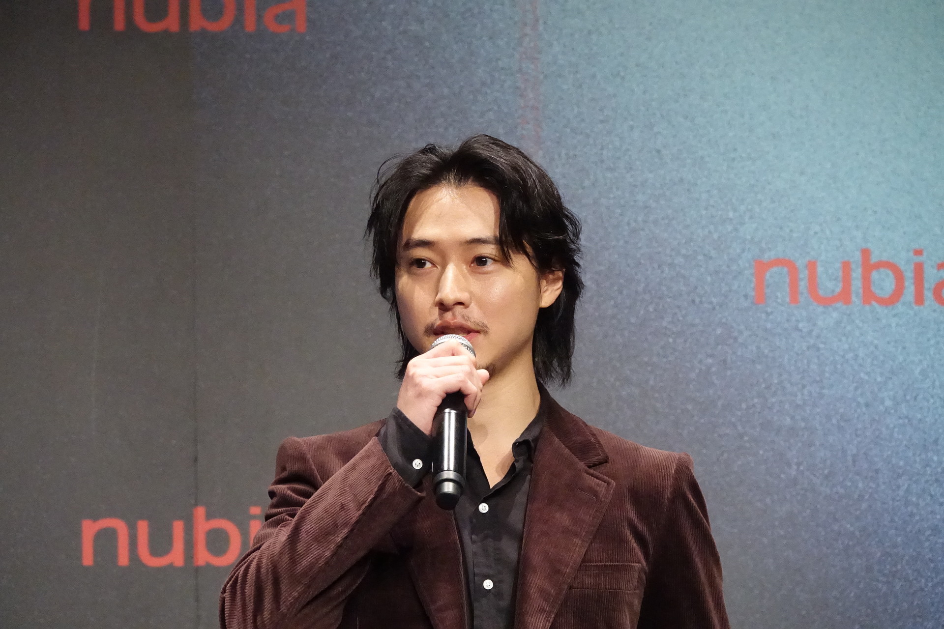 俳優・山崎賢人も発表会に出演