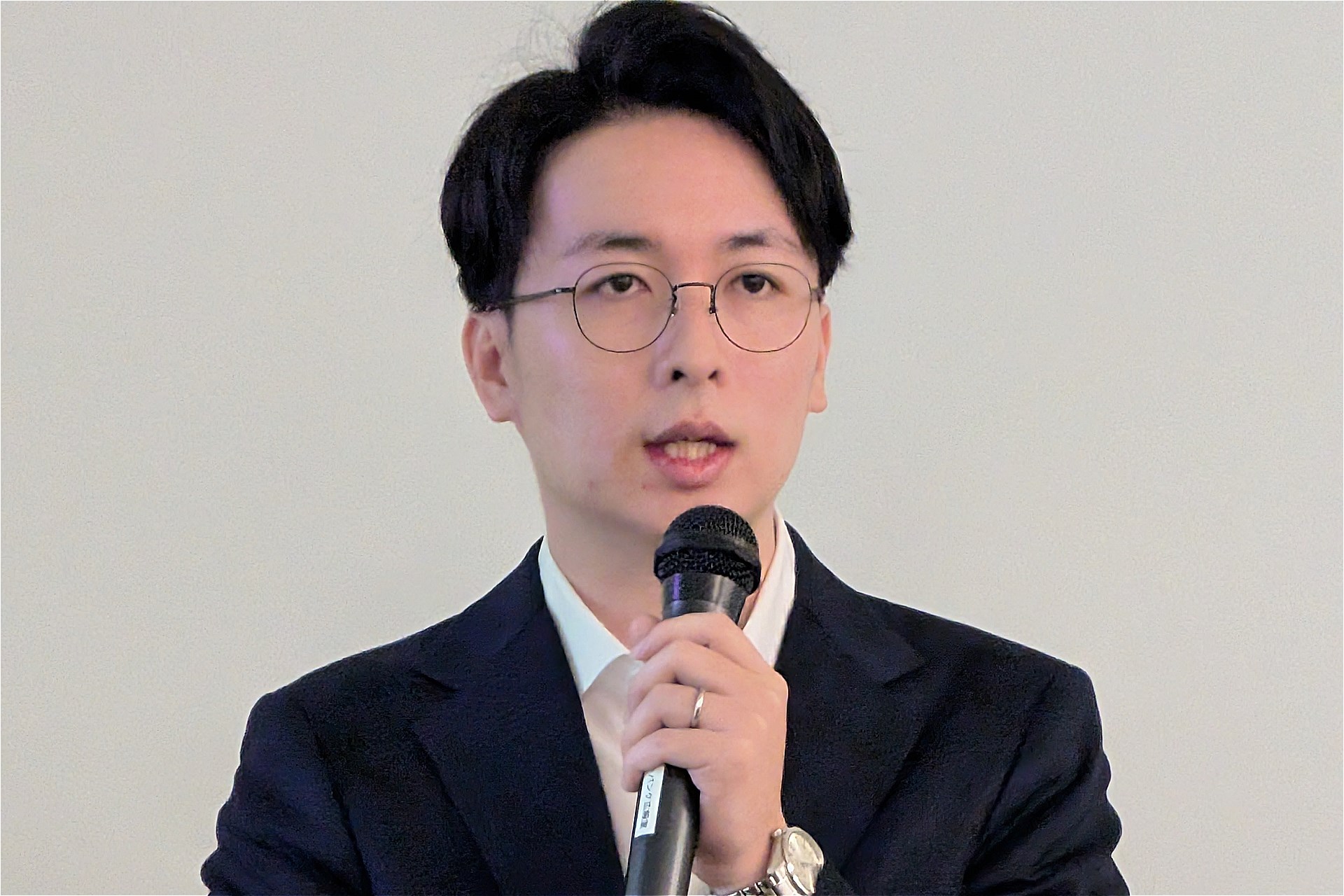 共同研究を紹介したソフトバンク先端5G高度化推進室研究員の杉村聡太氏