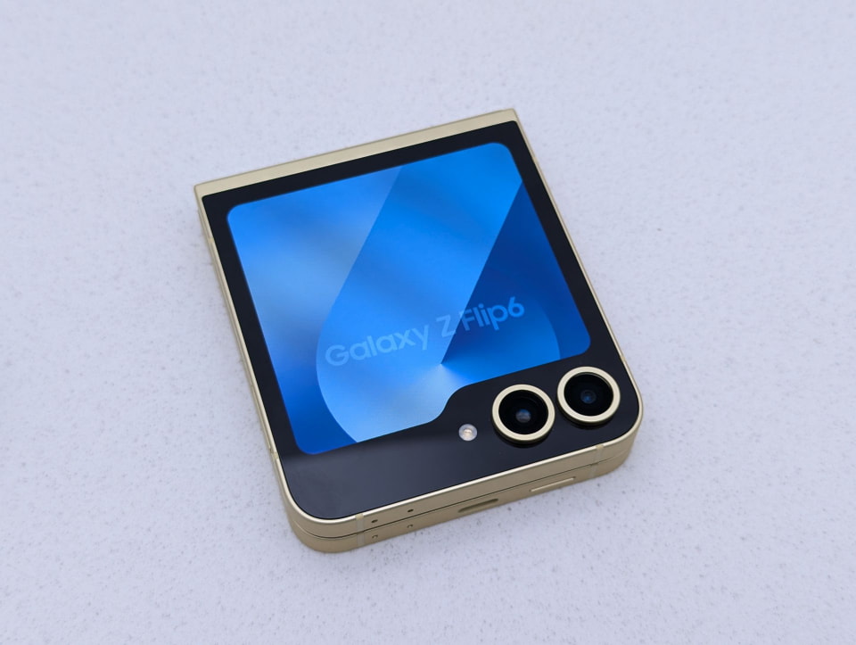 Galaxy Z Flip6