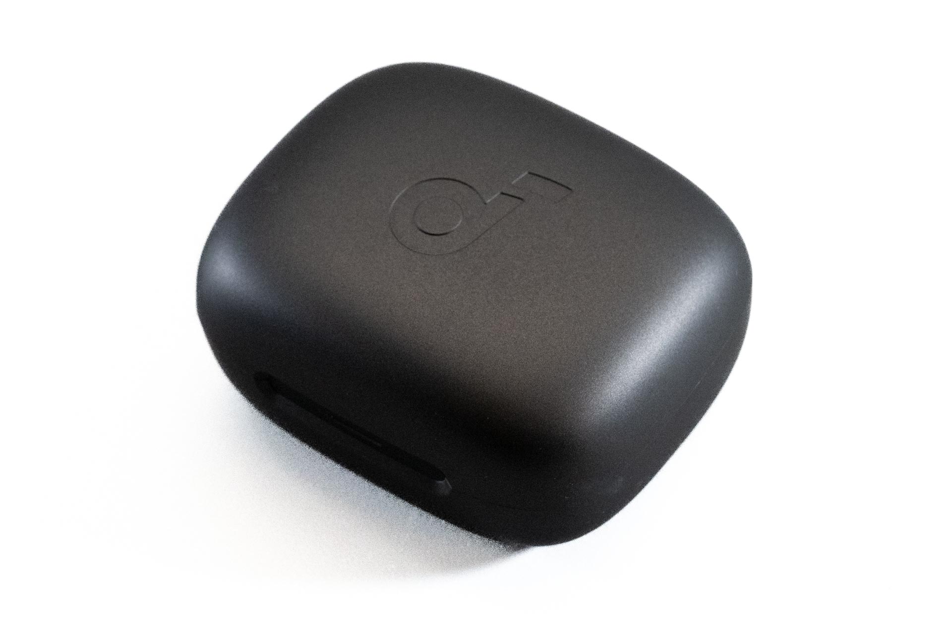 ケースはかなりコンパクト