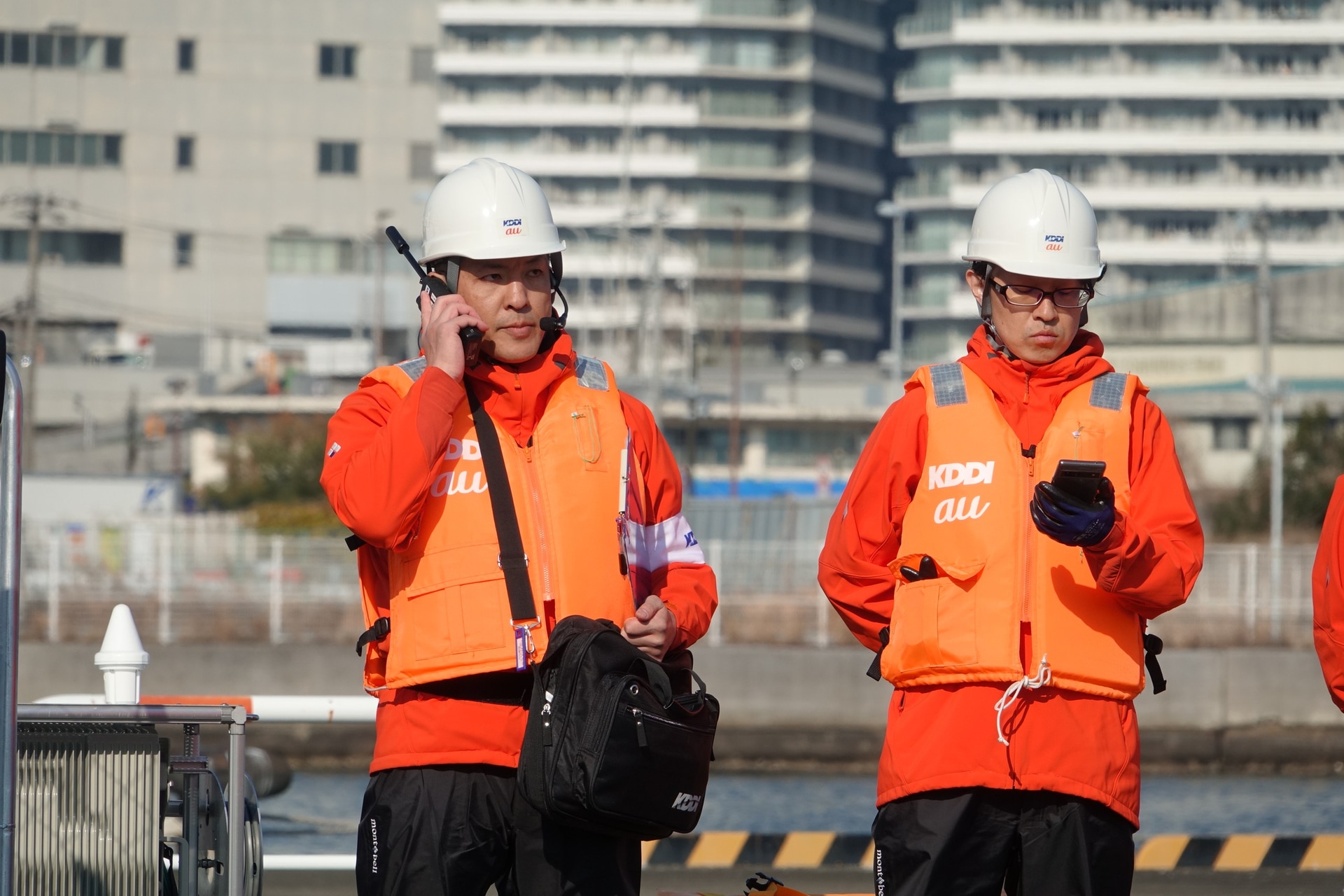 衛星電話で電波発射を依頼し、スマホのアンテナピクトでサービス復旧を確認する