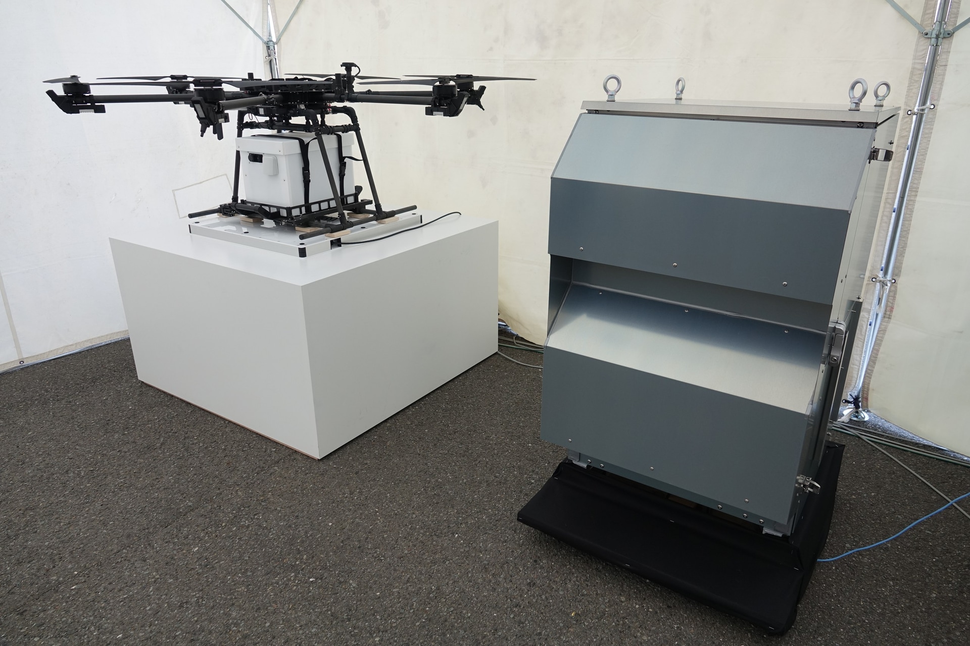 災害救助用ドローンを無線給電