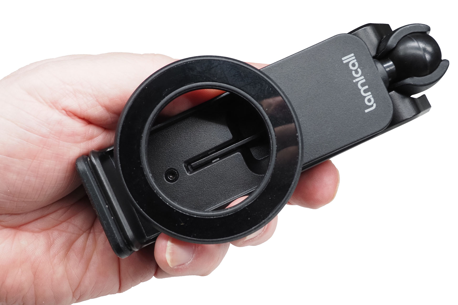 サイズは約12.5×6×5cm。重さは約151g。※どちらも実測値。