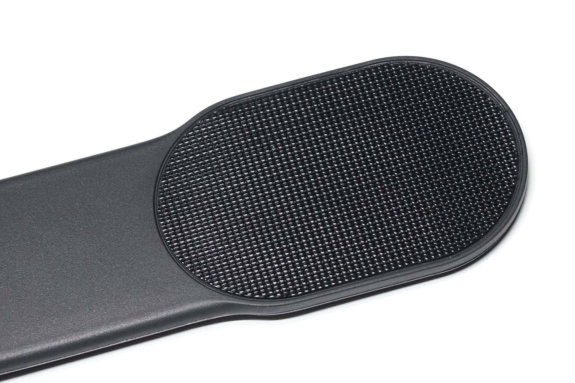 本体の面ファスナーは硬いタイプのフックとなっている。