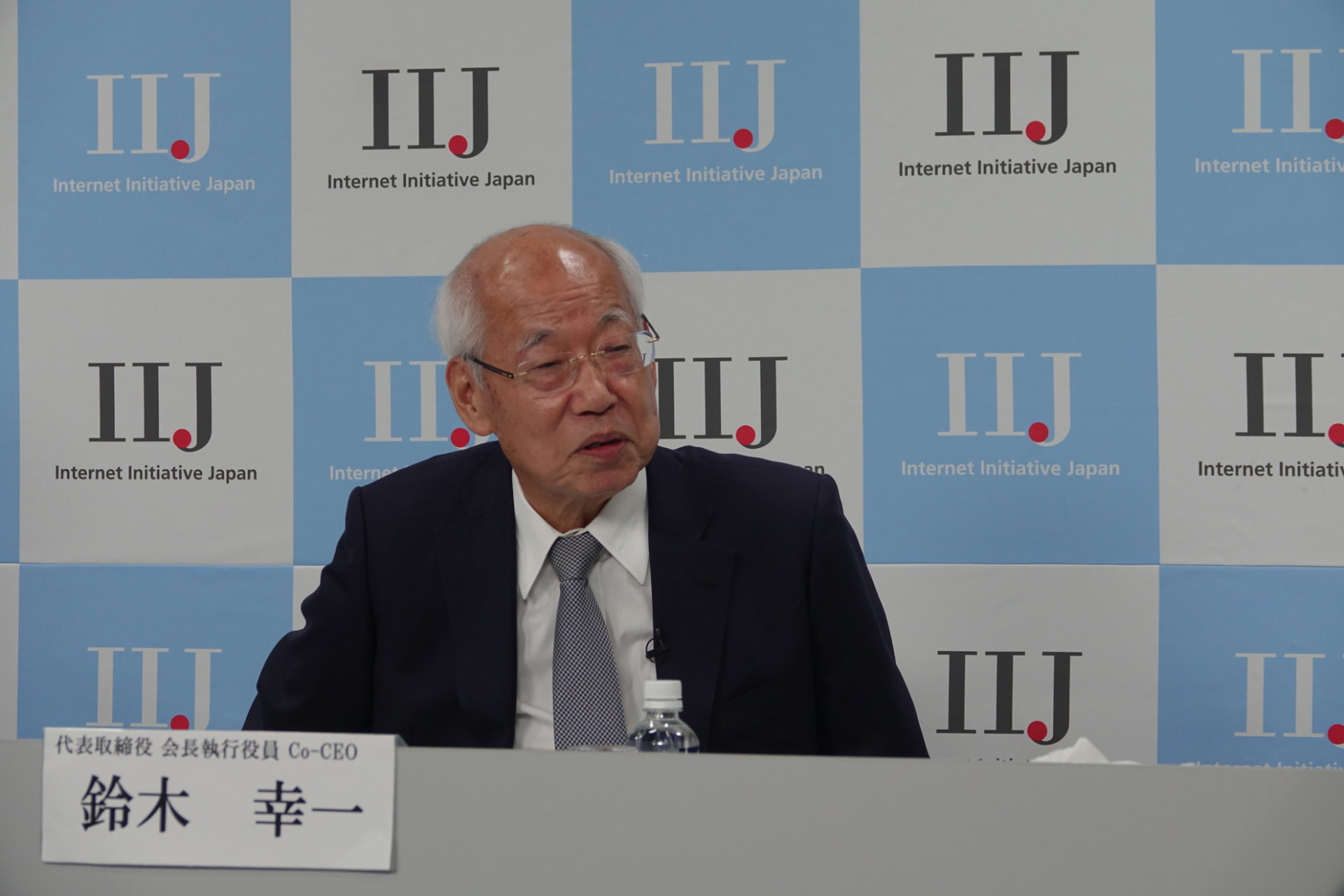 鈴木幸一会長
