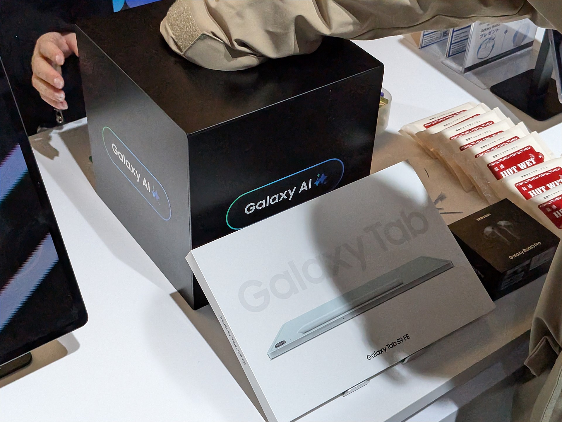 くじ引きの景品にはGalaxy Tabも